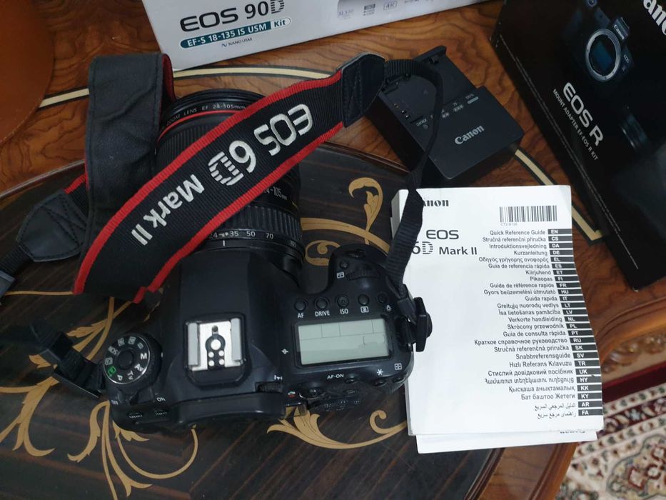 Кенон 7д марк2 в идеале .В упаковке