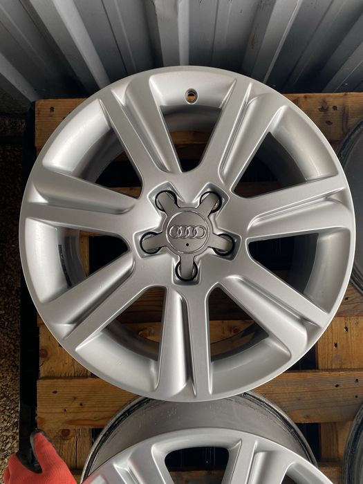17 цола 5 х 112 мм Ауди , Audi A 4 , A 3 , A 6