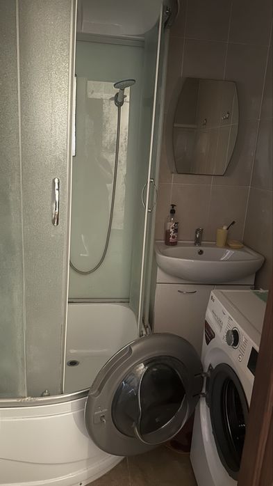продается, 2 х комнатная квартира 3/5