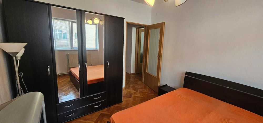 Apartament 3 camere, decomandat, 70 mp, zona Nicolae Balcescu
