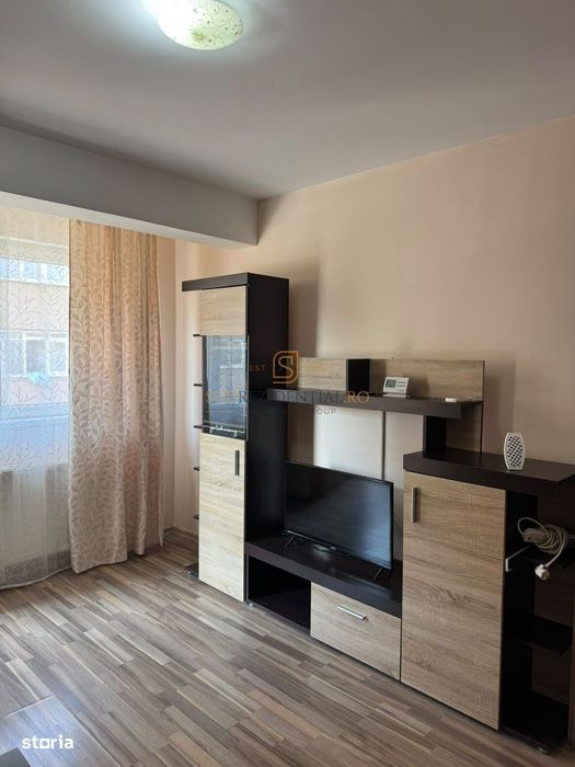 Apartament 2 camere, decomadat, loc de parcare,metrou Dimitrie Leonida