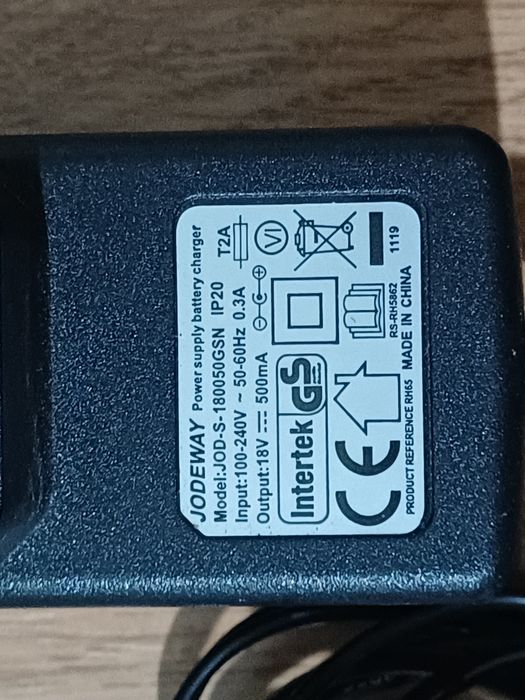 Incarcator alimentator 18v 500mA perfect functional