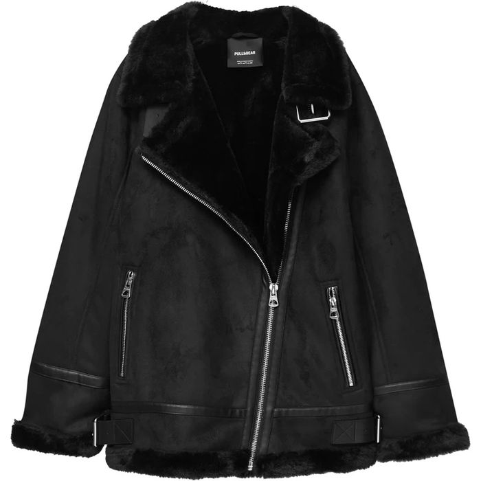 Черно зимно яке Pull and Bear