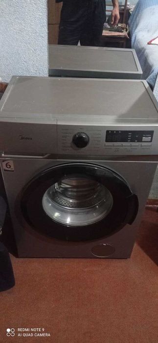 стиральная машина  "Midea" 6 кг  б/у