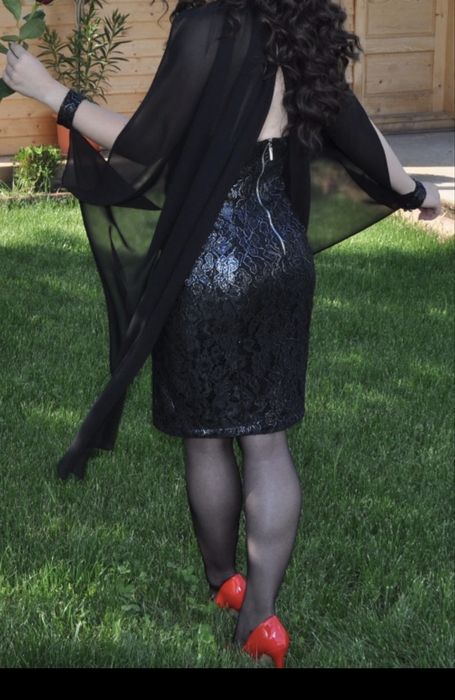 Rochie neagra de evenimente