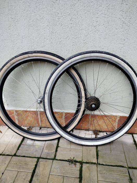 Set roți pe 28 complet