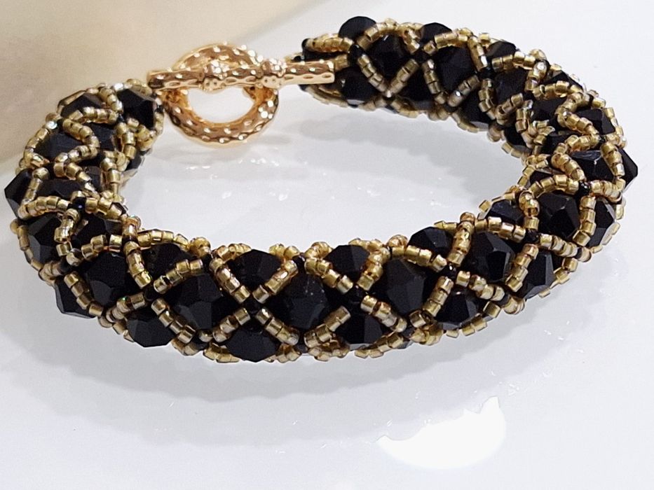 Brățară handmade deosebită