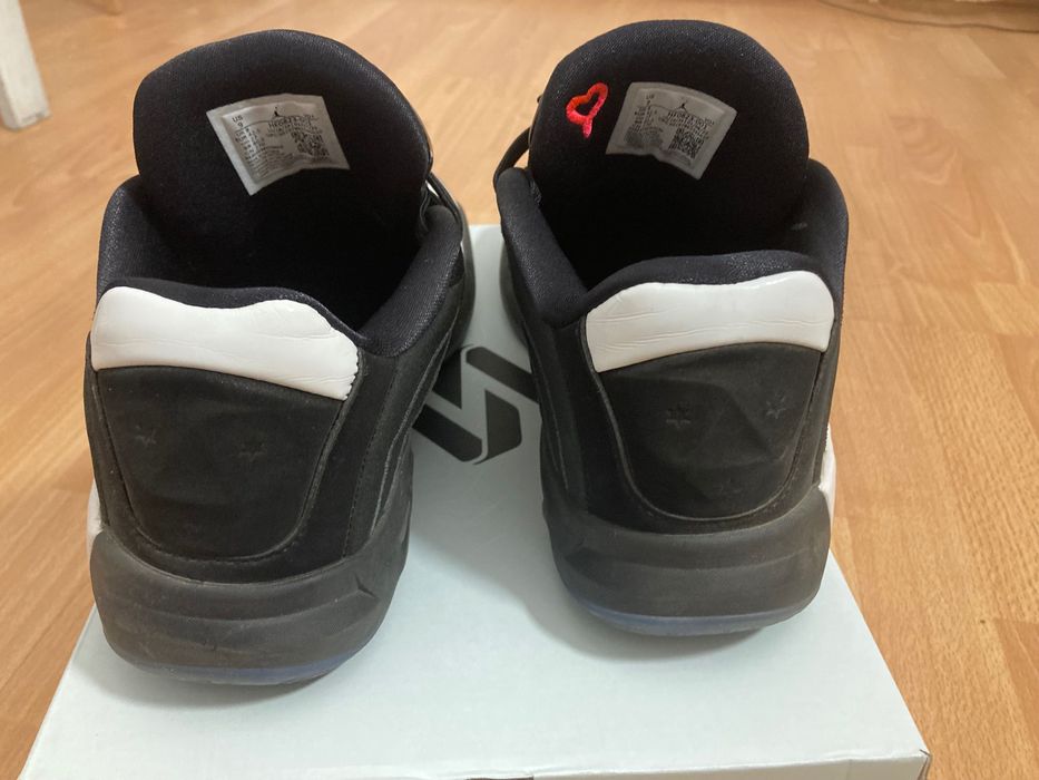 Jordan Luka 4 червено и черно