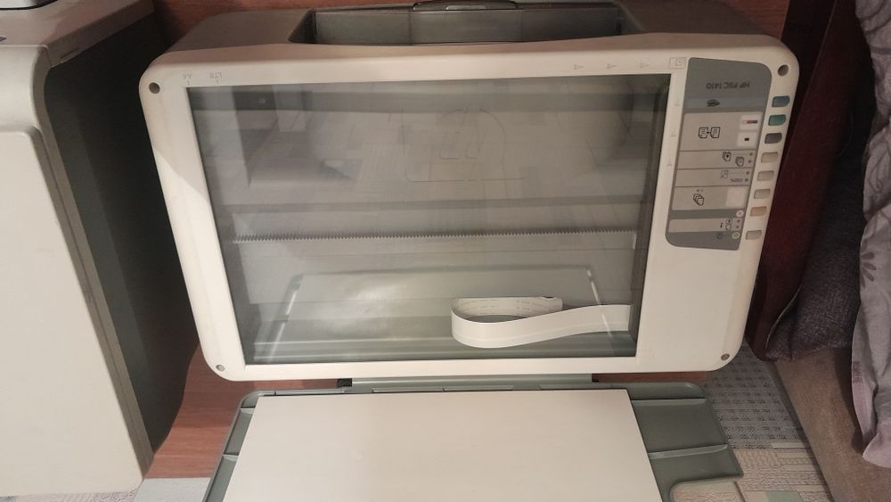 Продам два принтера на запчасти