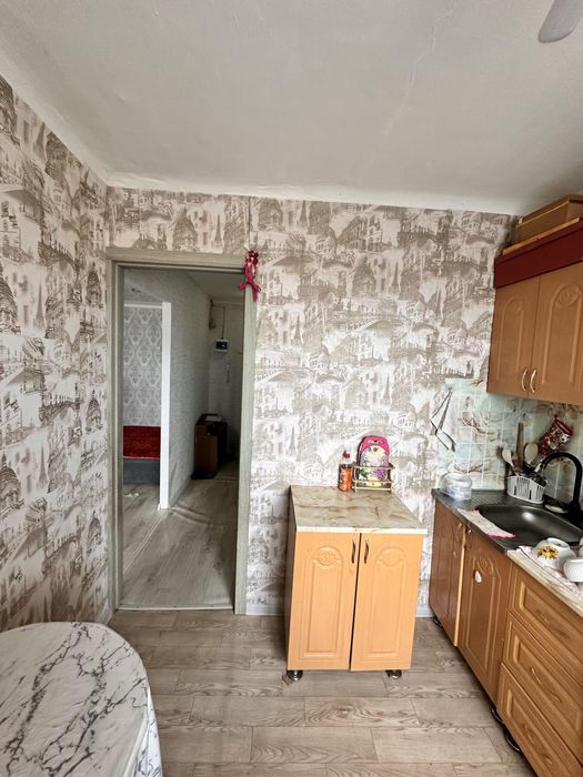 Продам 2-комнатную квартиру