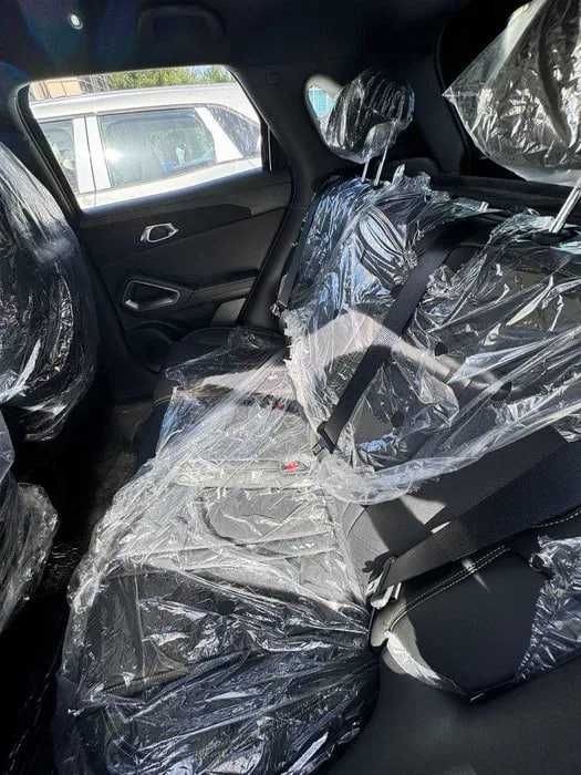 BYD Yuan Up Flagship Черный с наваротами гарантией готов для нотариуса