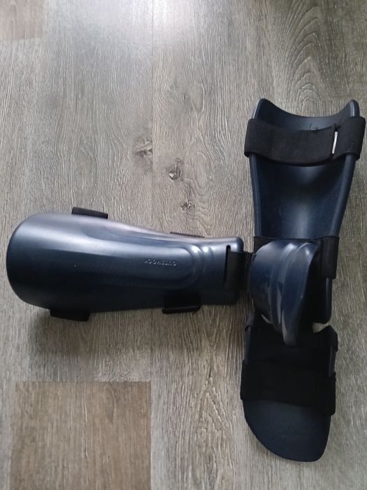 Protecție tibiere sport kick boxing