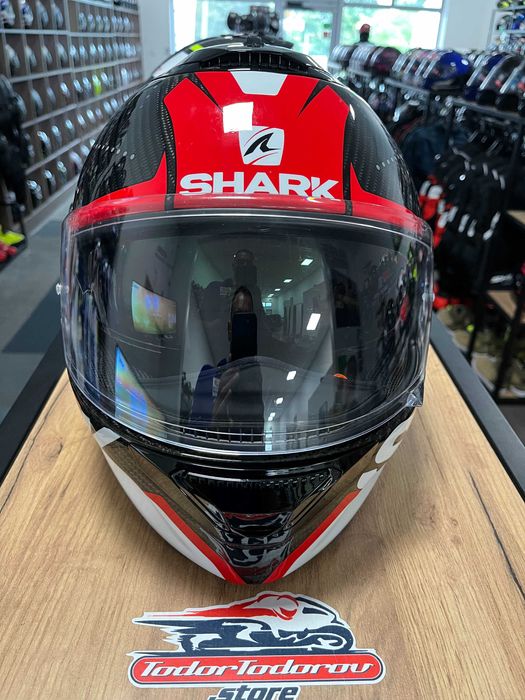 Мото каска SHARK SPARTAN CARBON RAVE ,вградени очила,S 55-56см