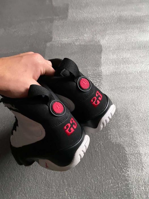 Nike Jordan 9 Retro Spaced Jam