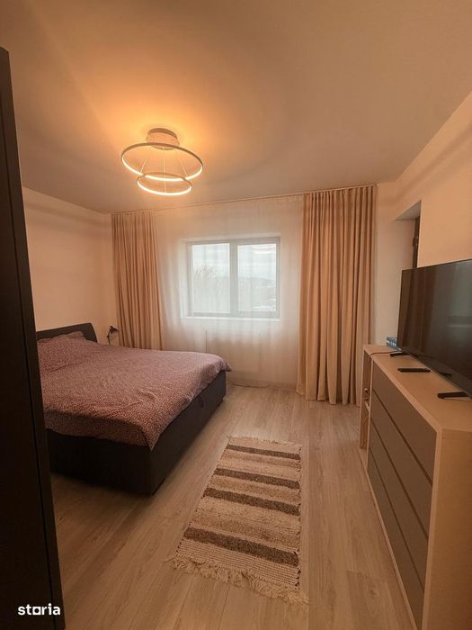 Apartament 3 camere + loc de parcare