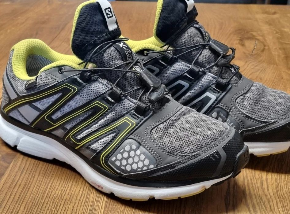 Pantofi trekking / salomon  / 42