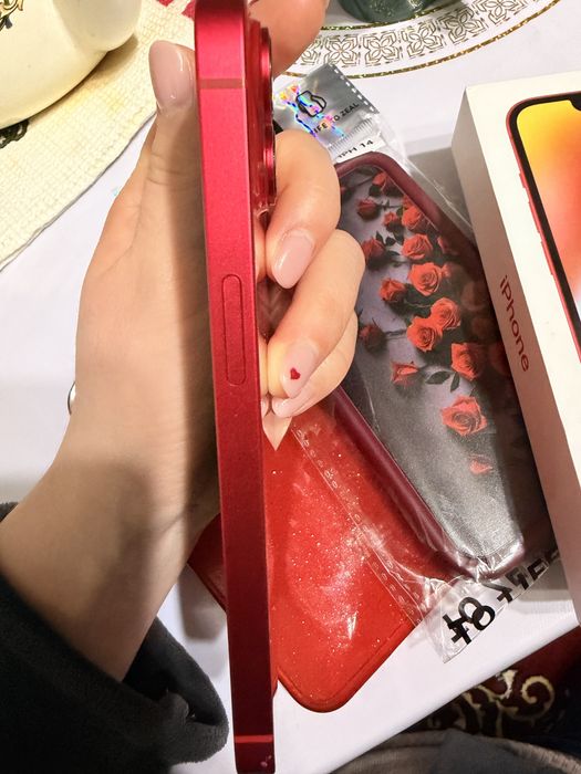 Продам Айфон 14 б/у