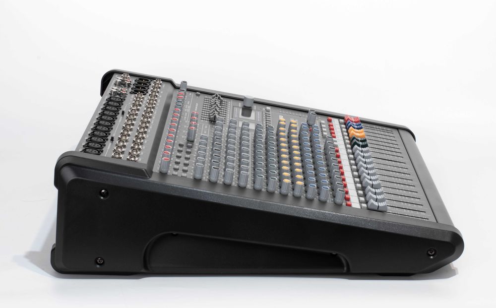 Audio mixer 12 canale 2 Х 1200W NU Dynacord 1000 3 USB Bluetooth