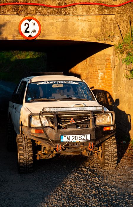Mitshubishi L200 offroad