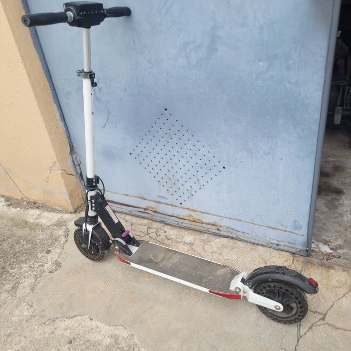 Trotineta electrica Kugoo