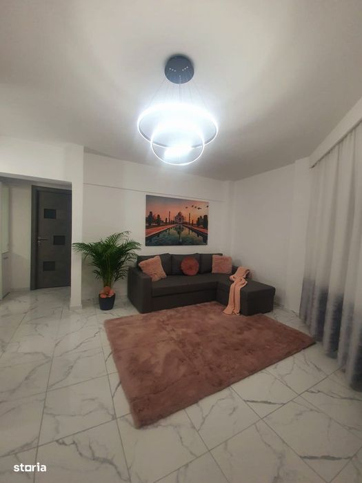 Apartament de închiriat cu 2 camere, zona Tomis 2-Victoria