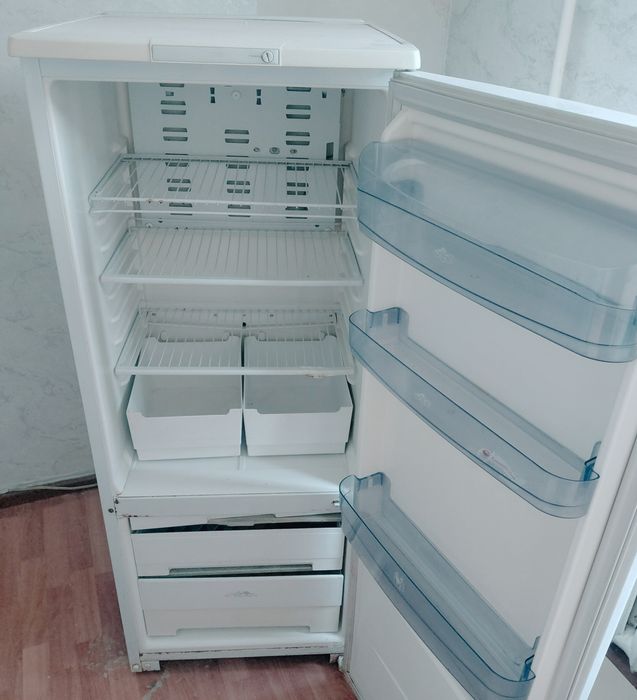 Продам холодильник