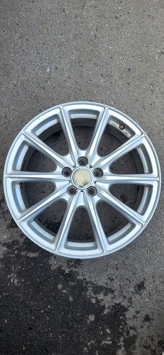 Продам диск комплект R17