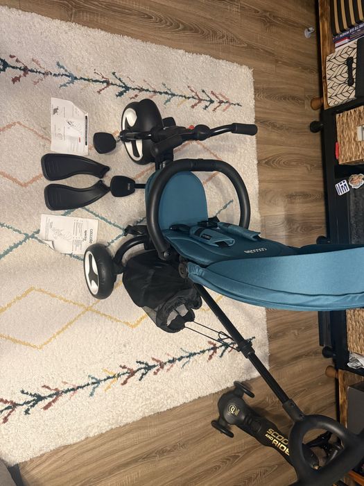 Tricicletă Coccolle Spectra Plus Atlantic Blue – ca nouă, utilizată doar în casă