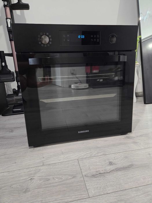 Cuptor incorporabil Samsung NV64R3535BB 64L Dual Cook