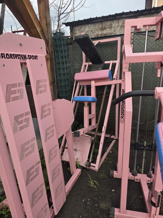 Aparat fitnes multifunctional