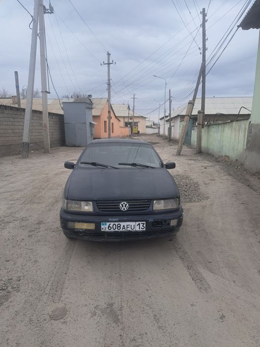 Пассат седан 1994ж