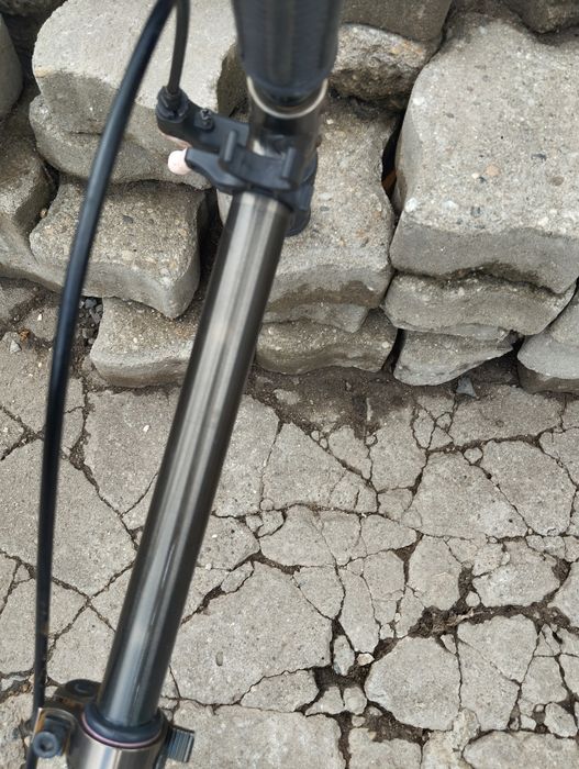 Vând  Trotineta pentru copii vârstă 6-9 ani