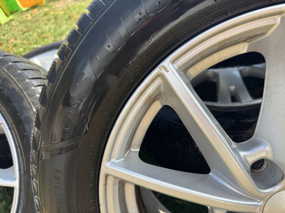Vand roti R17 cu cauciucuri de iarna 225/60
