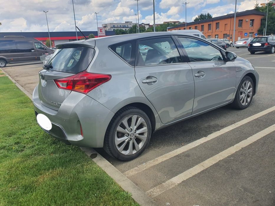 TOYOTA Auris 2013 — imagine 4