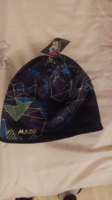 Шапка maze чисто нови