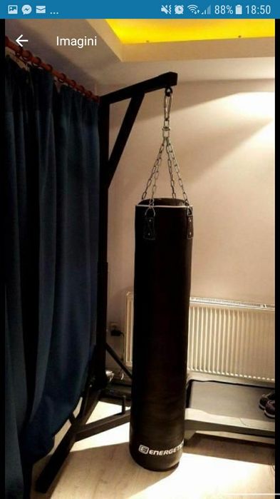 Suport Profesional pentru Sac de Box – Rezistent Stabil Ușor de Montat