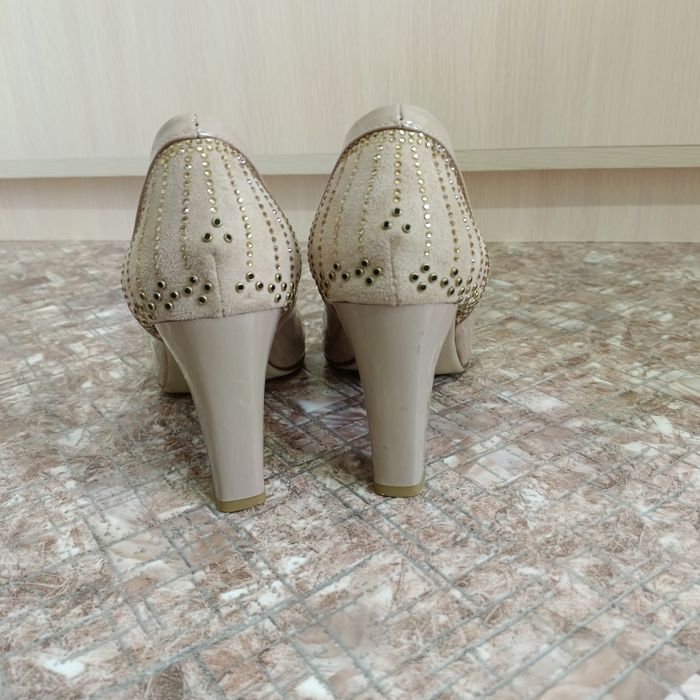Продам туфли 38 размера