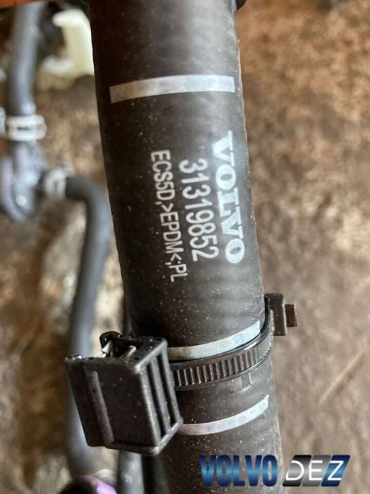 Furtun apa VOLVO V60 31319852