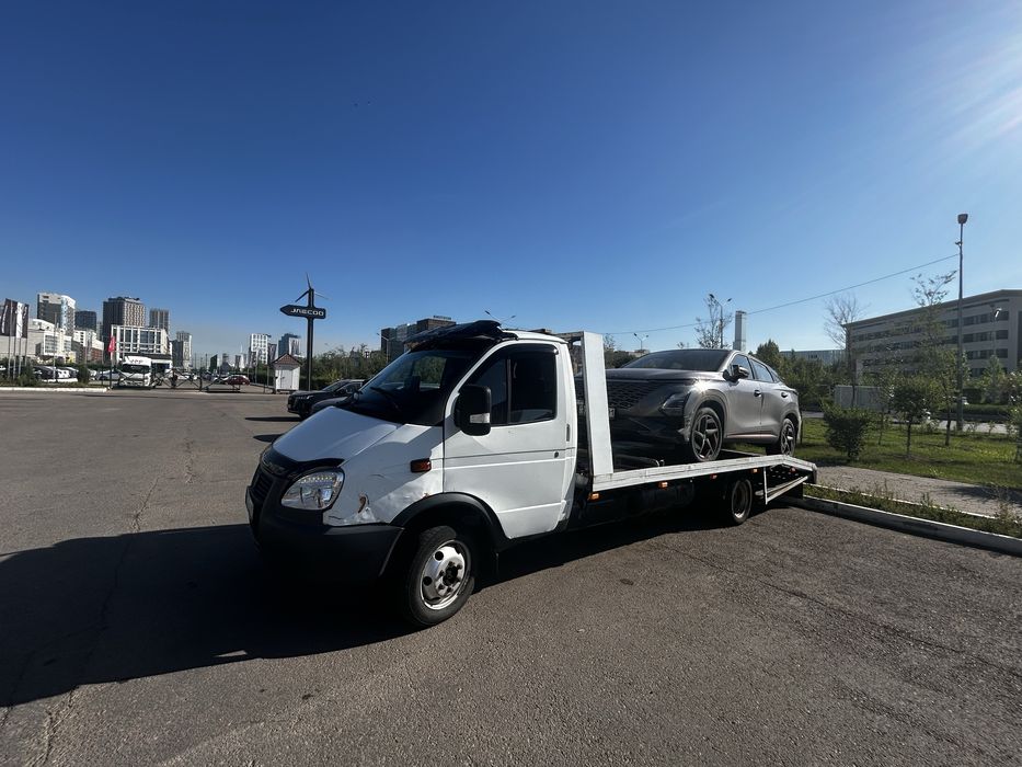 Эвакуатор круглосуточно быстрая подача авто