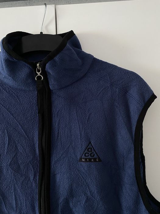 vesta polar/fleece nike acg