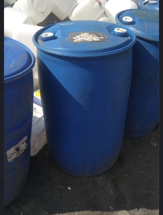 Продам пластиковые бочки