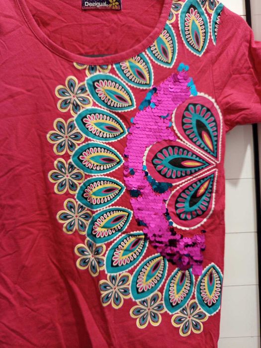 Чисто нова дамска тениска Desigual