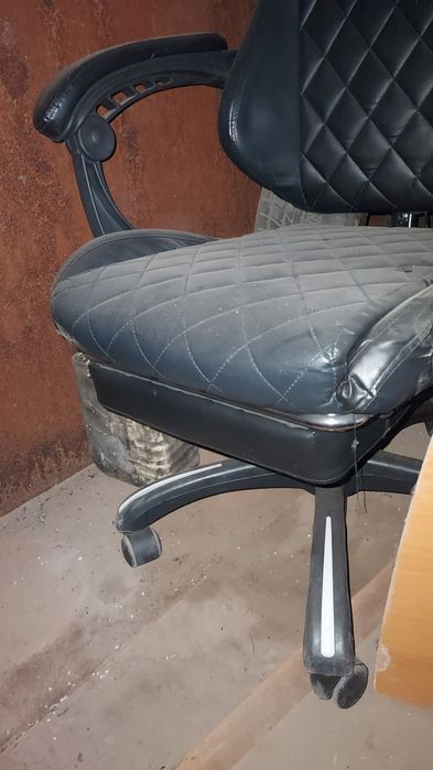 Компьютерное кресло