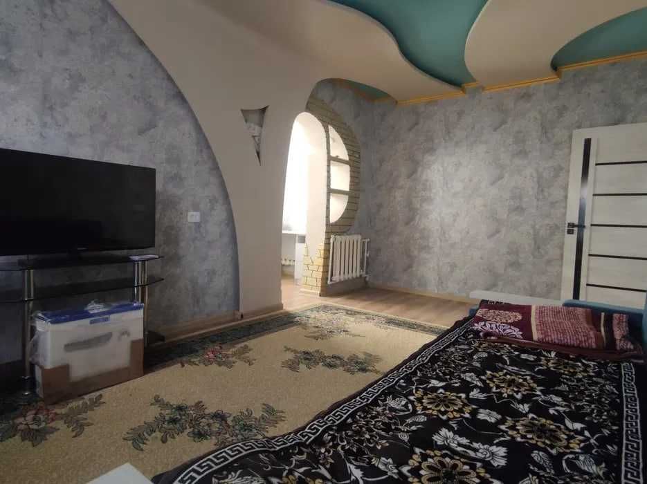 Продаётся 1-комнатная квартира Юнусабад, 5-й квартал, мебель + техника