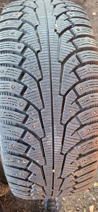 275 60 R18 Nokian Hakkapeliitta 5