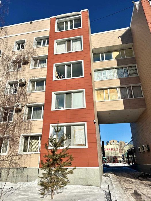 4-к ЖК Нур Евразия продам!