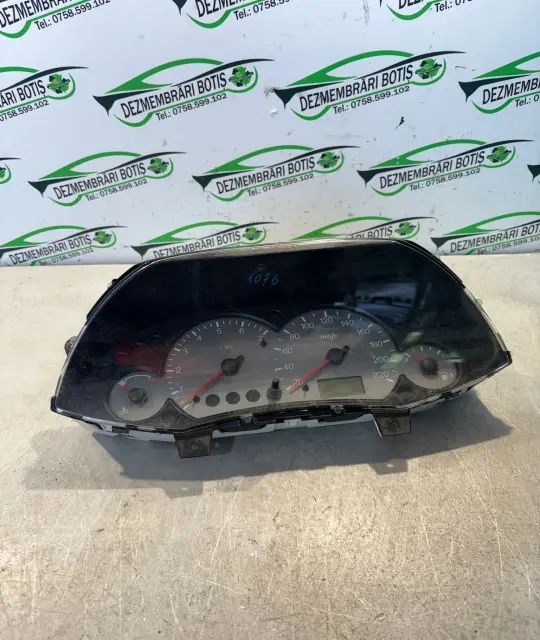 Ceasuri bord Ford Focus 2001 1.6 MT (101 hp)