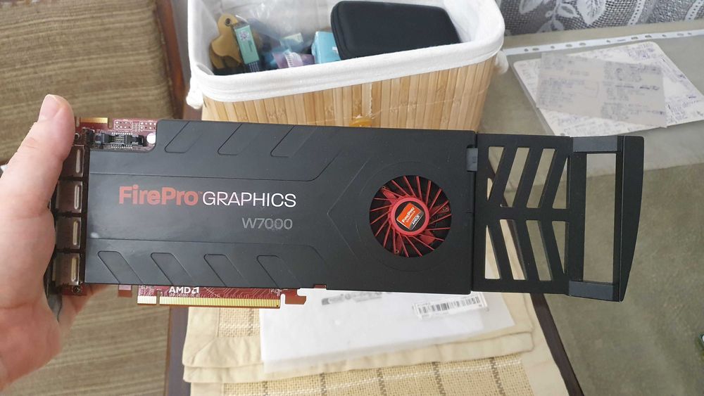 Placa video DELL FirePro W7000 4GB