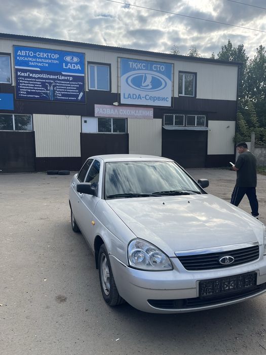 Продам Приору писать ватцап