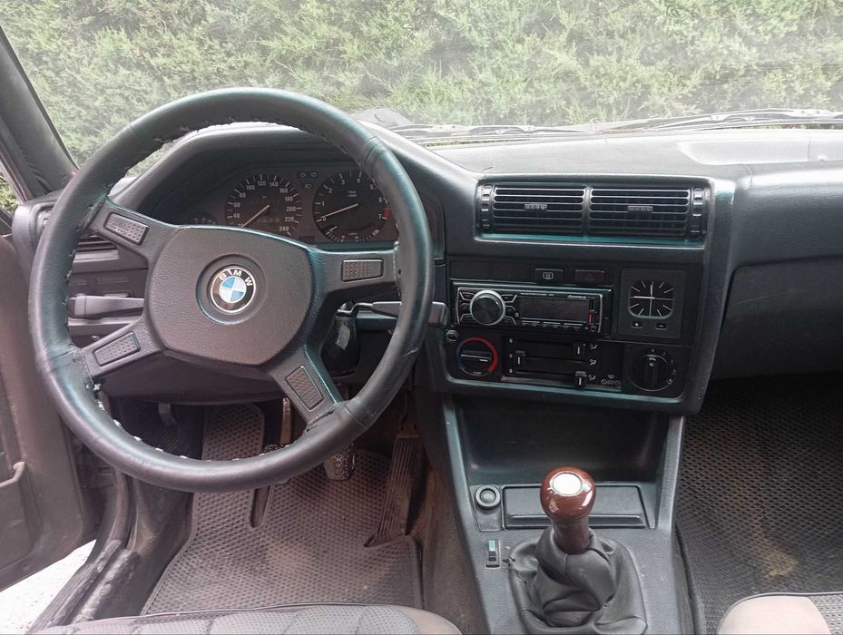 Продам BMW M30 в хорошем состоянии 86 года.